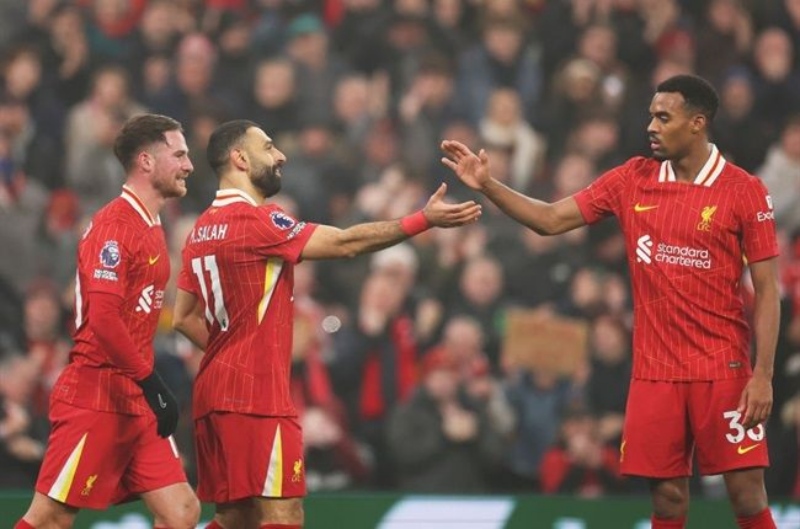 Liverpool bán cầu thủ vượt mốc 200 triệu bảng