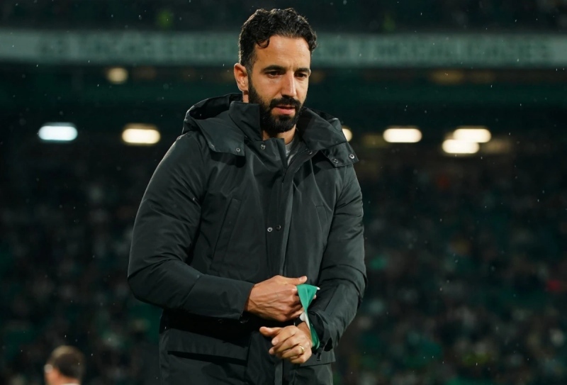 Bối cảnh bất ổn của MU