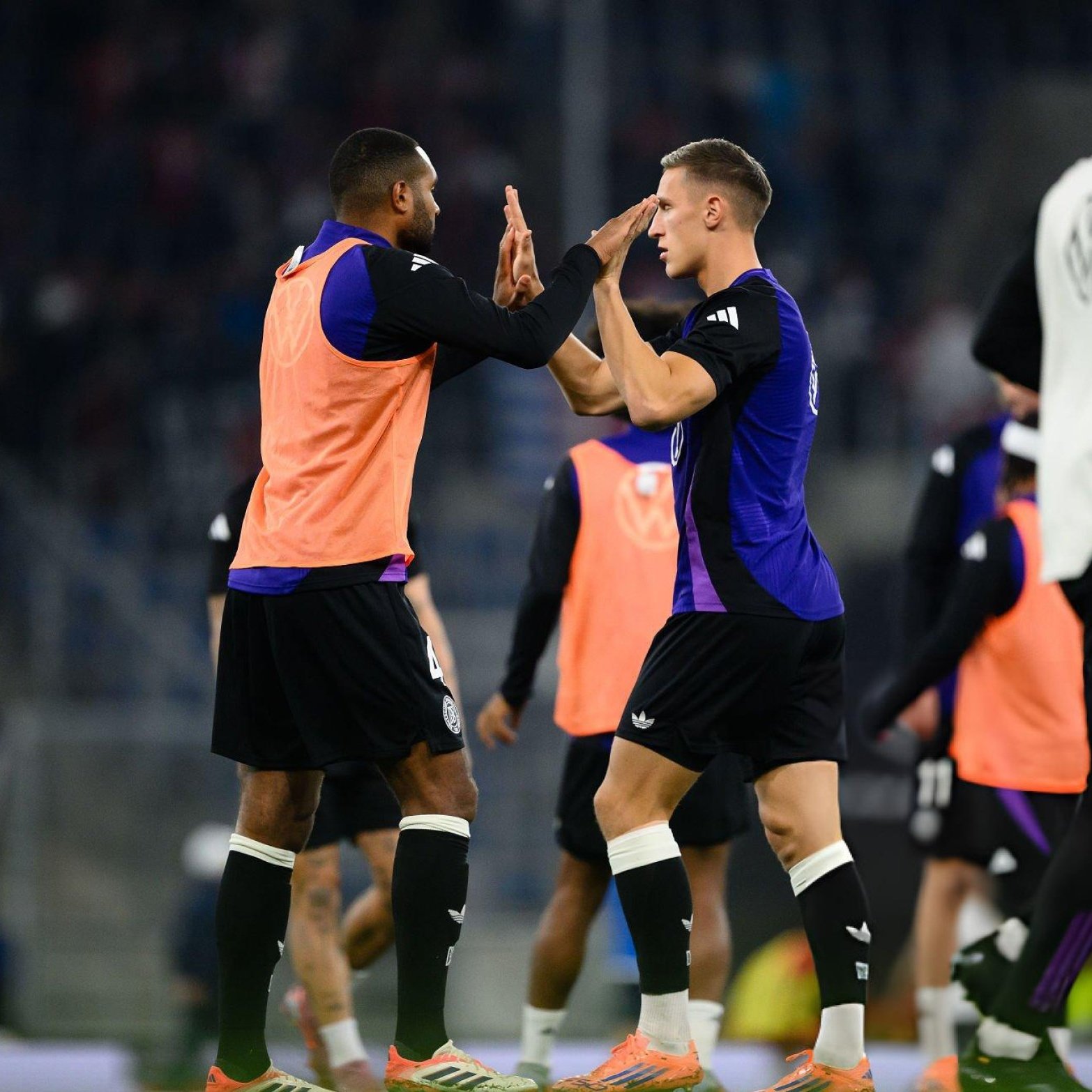 Sao Dortmund háo hức khi được đá cặp cùng Tah 