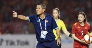 HLV Mai Đức Chung chia tay đội tuyển nữ Việt Nam sau trận thua ở SEA Games 33